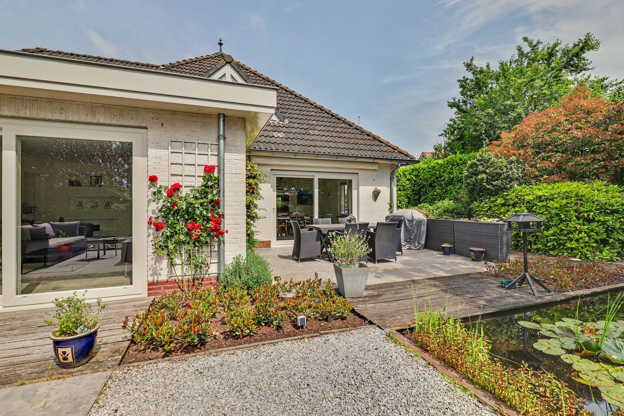 Spacious and Well-Maintained Detached Semi-Bungalow with Stunning Garden in Vlijmen — 39