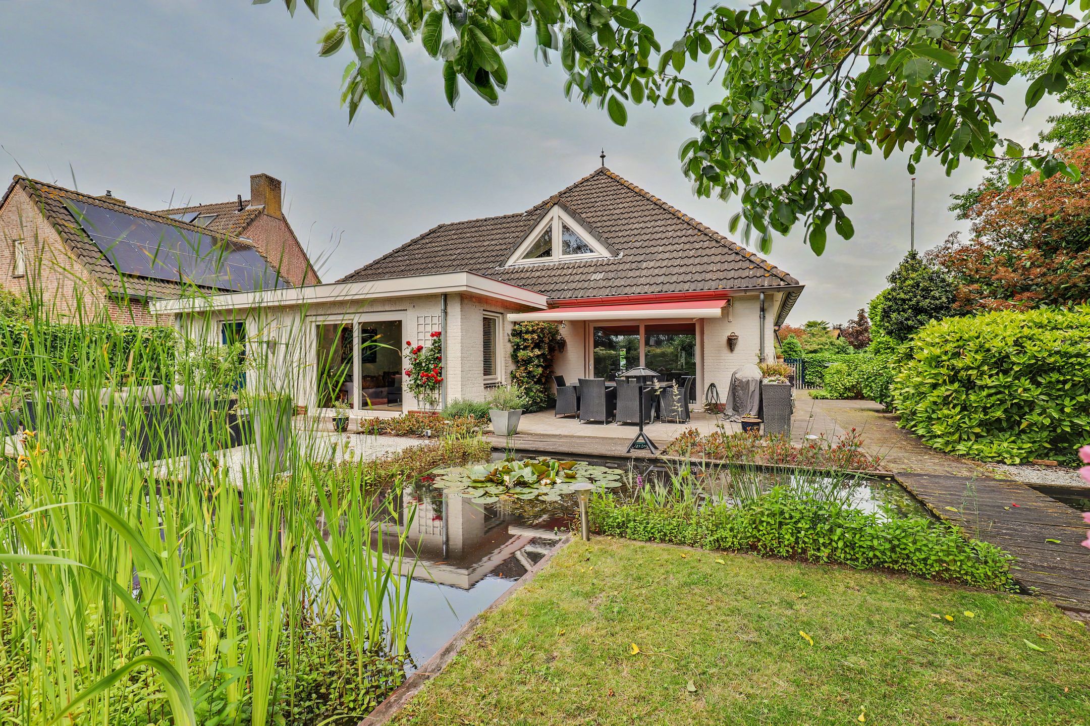 Spacious and Well-Maintained Detached Semi-Bungalow with Stunning Garden in Vlijmen — 48