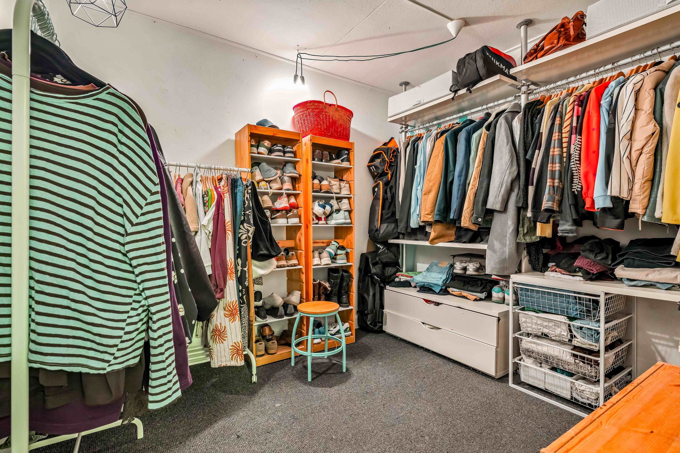 Photo 21 of Galerij 20-A