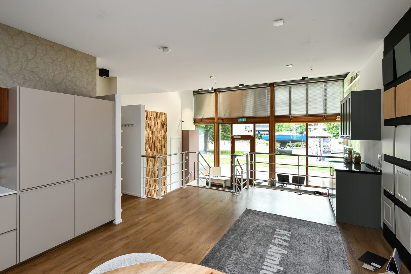 View photo 3 of Velperplein 17