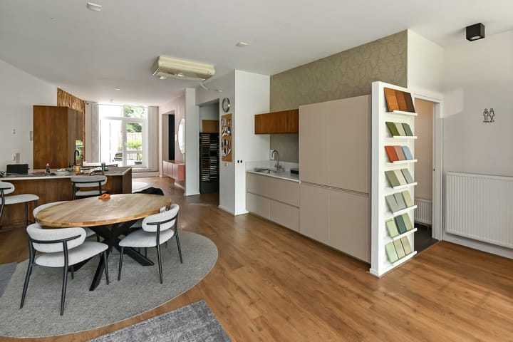 Velperplein 17, Arnhem