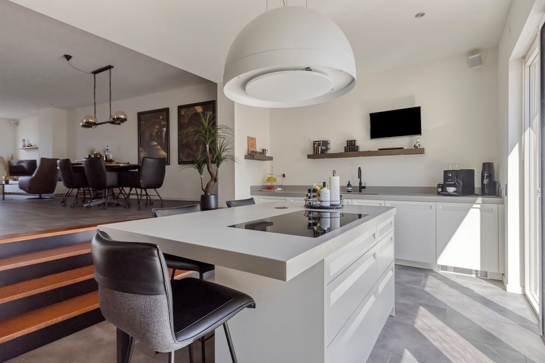Spacious and Modern Apartment in Hulst Center with Rooftop Terrace and Private Parking — 22