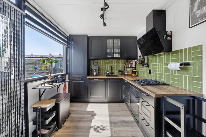 Tussenwoning te koop: Kwartelstraat 23, Lisse