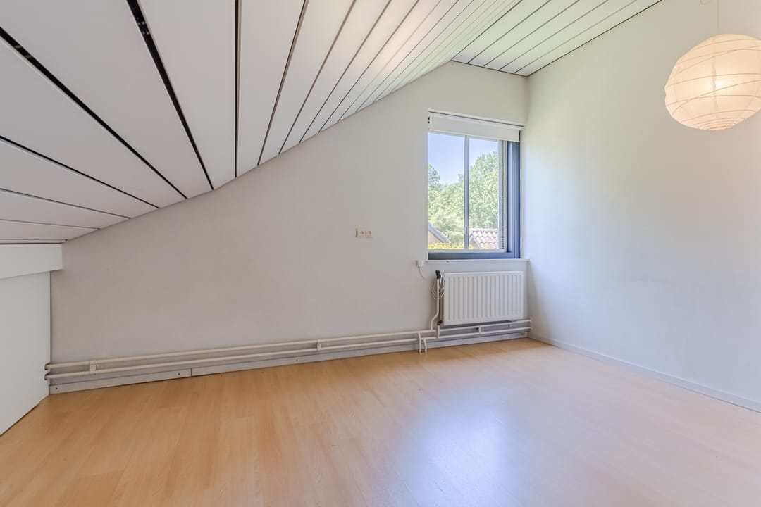 Spacious Detached Villa with Garden Near Forest in Geldrop — 28