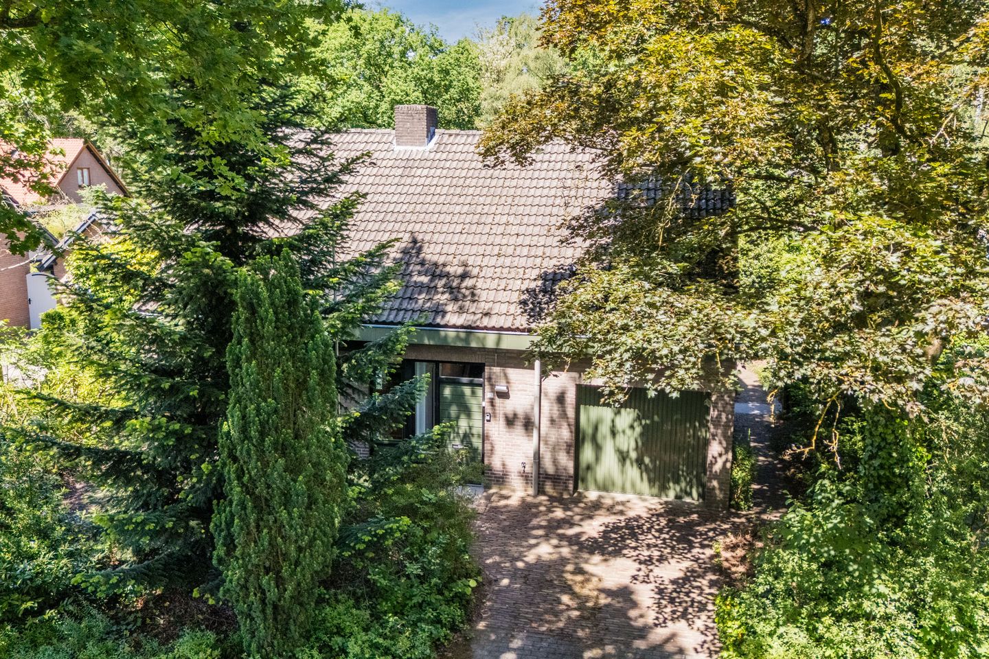 Spacious Detached Villa with Garden Near Forest in Geldrop — 49