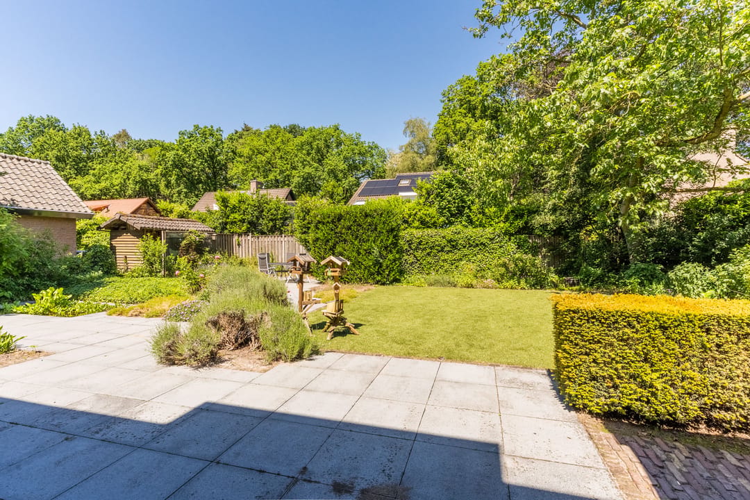 Spacious Detached Villa with Garden Near Forest in Geldrop — 41