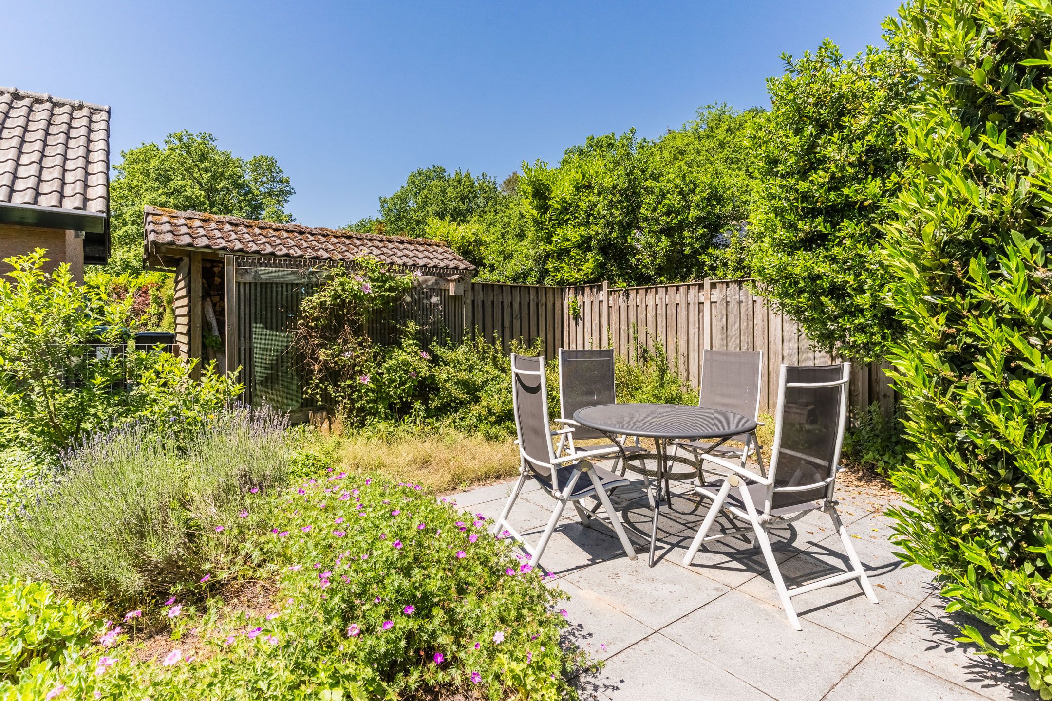 Spacious Detached Villa with Garden Near Forest in Geldrop — 39