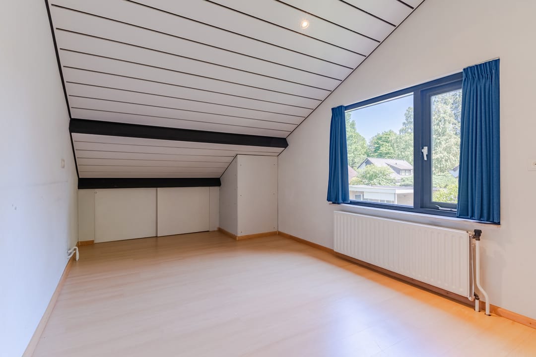 Spacious Detached Villa with Garden Near Forest in Geldrop — 22
