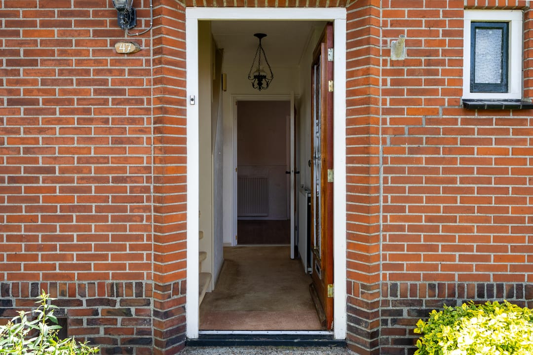 Photo 8 of Schoolstraat 47