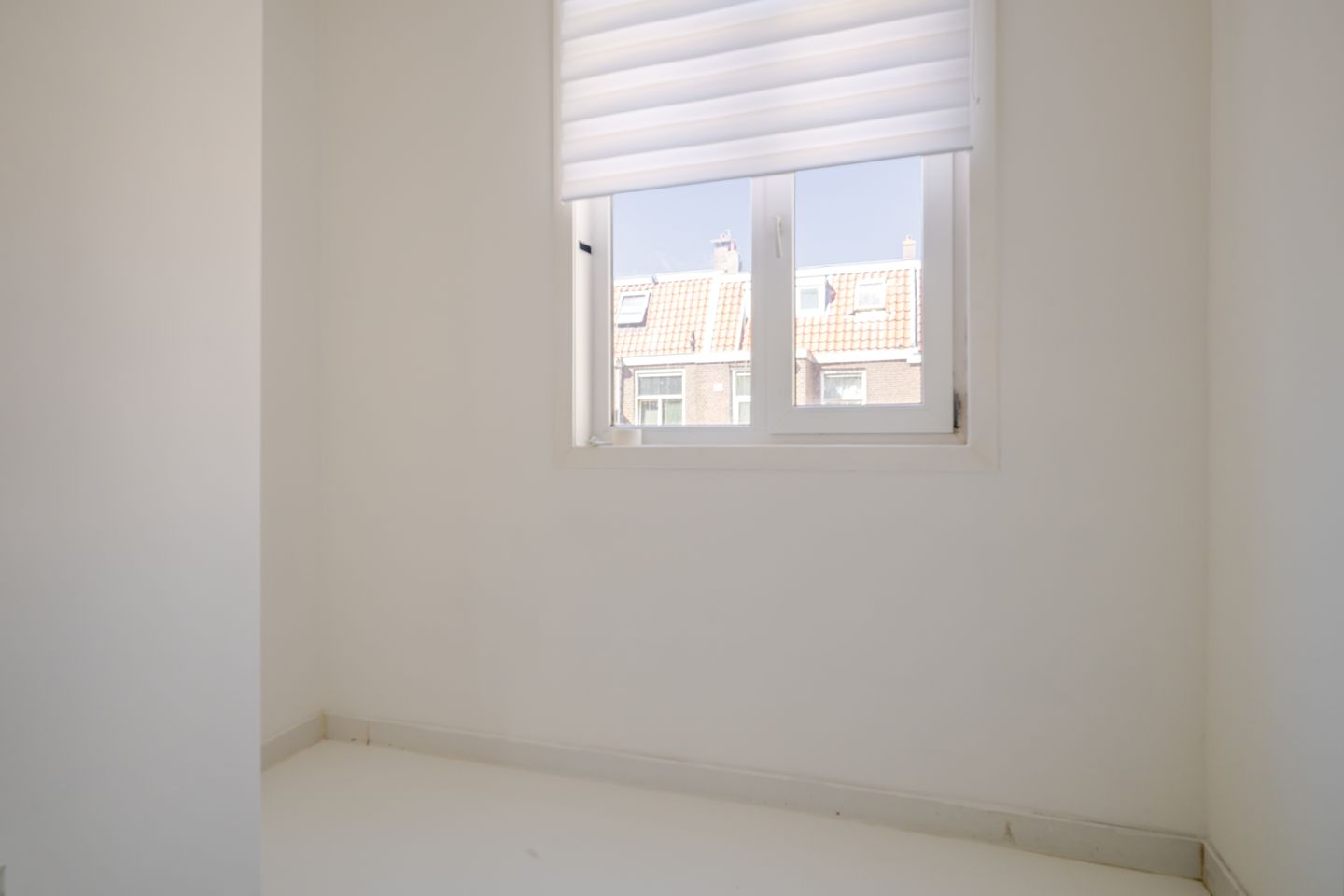 Photo 25 of Delftselaan 143