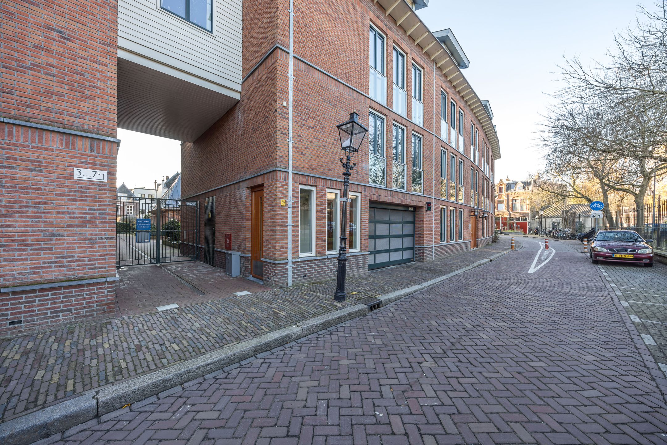 Wolvenplein false