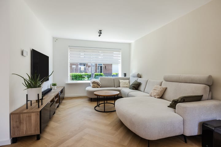 Foto 4 van Weefmeesterstraat 16