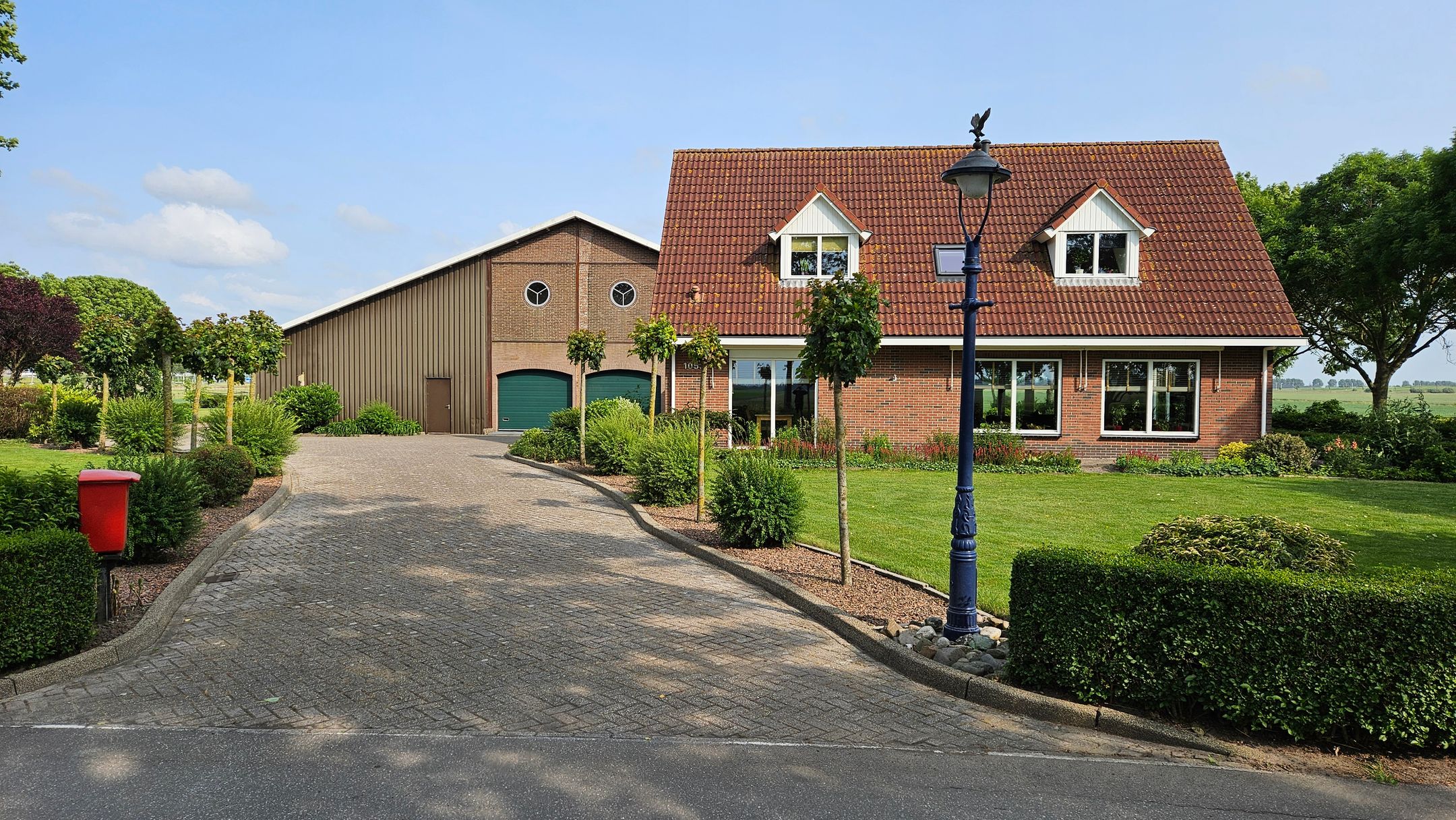 Photo 33 of Hoofdweg 1052