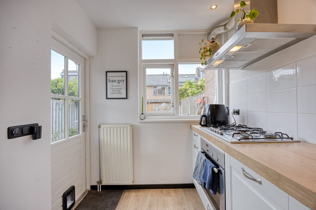 Photo 11 of Asterstraat 24