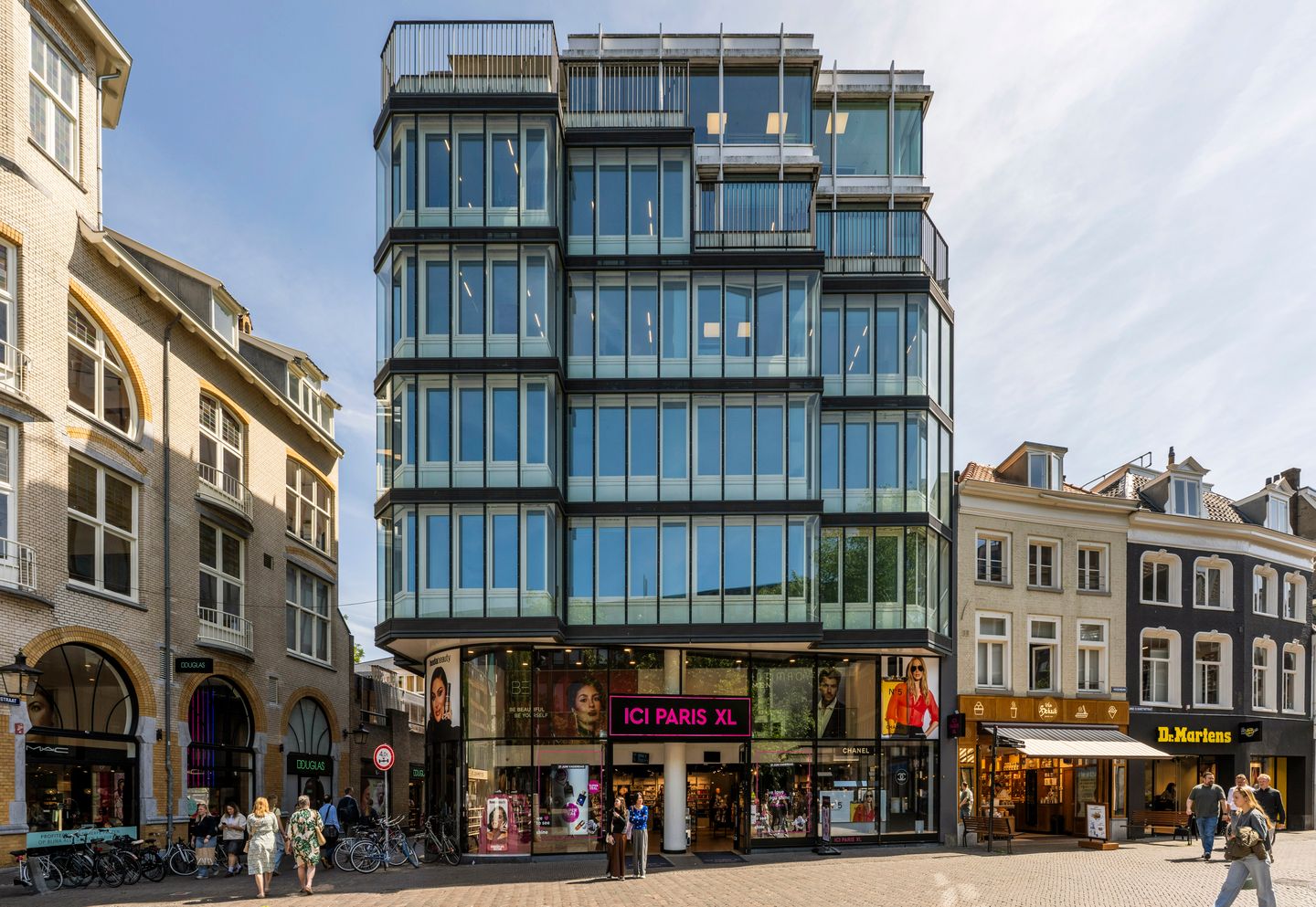 View photo 3 of Drieharingstraat 28