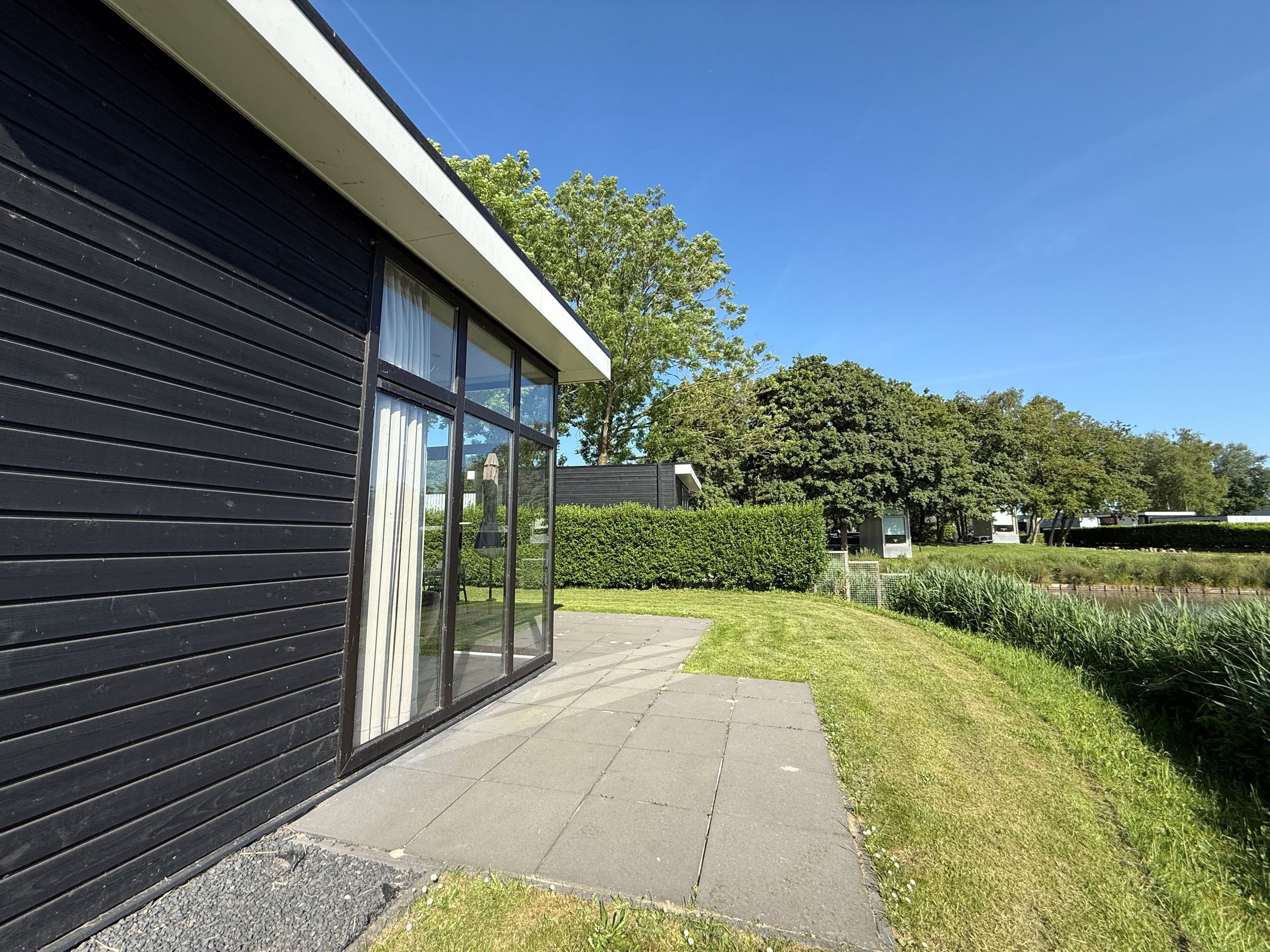 3-bedroom freehold villa in Halfweg — photo 4 of 5