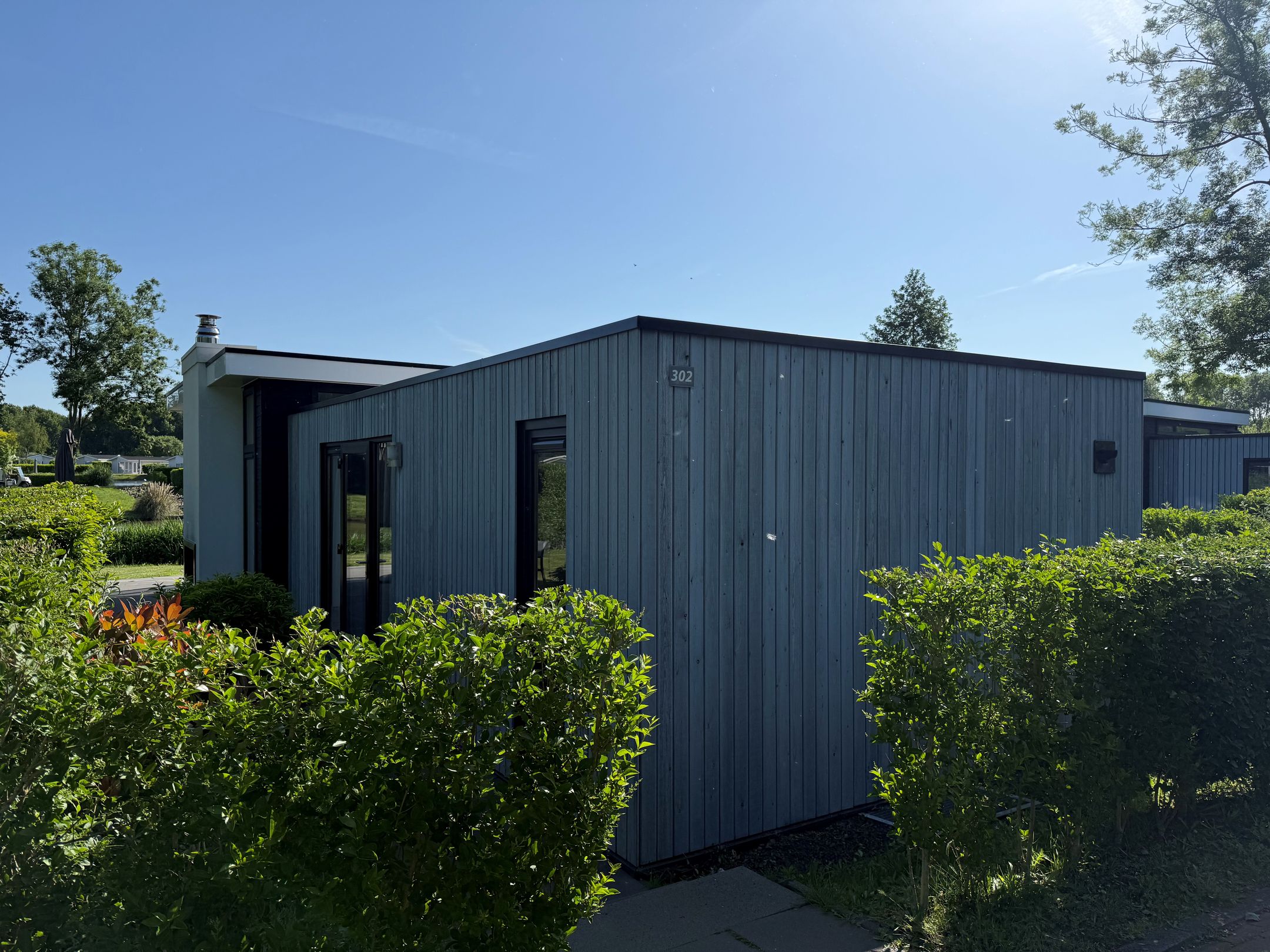 3-bedroom freehold villa in Halfweg — photo 5 of 5