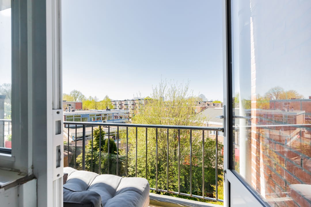 Photo 1 of Vondellaan 53