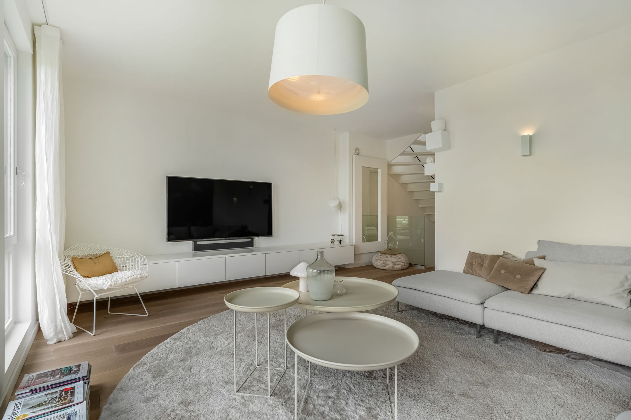 Renovated Dike Villa with Panoramic Rhine Views — 21