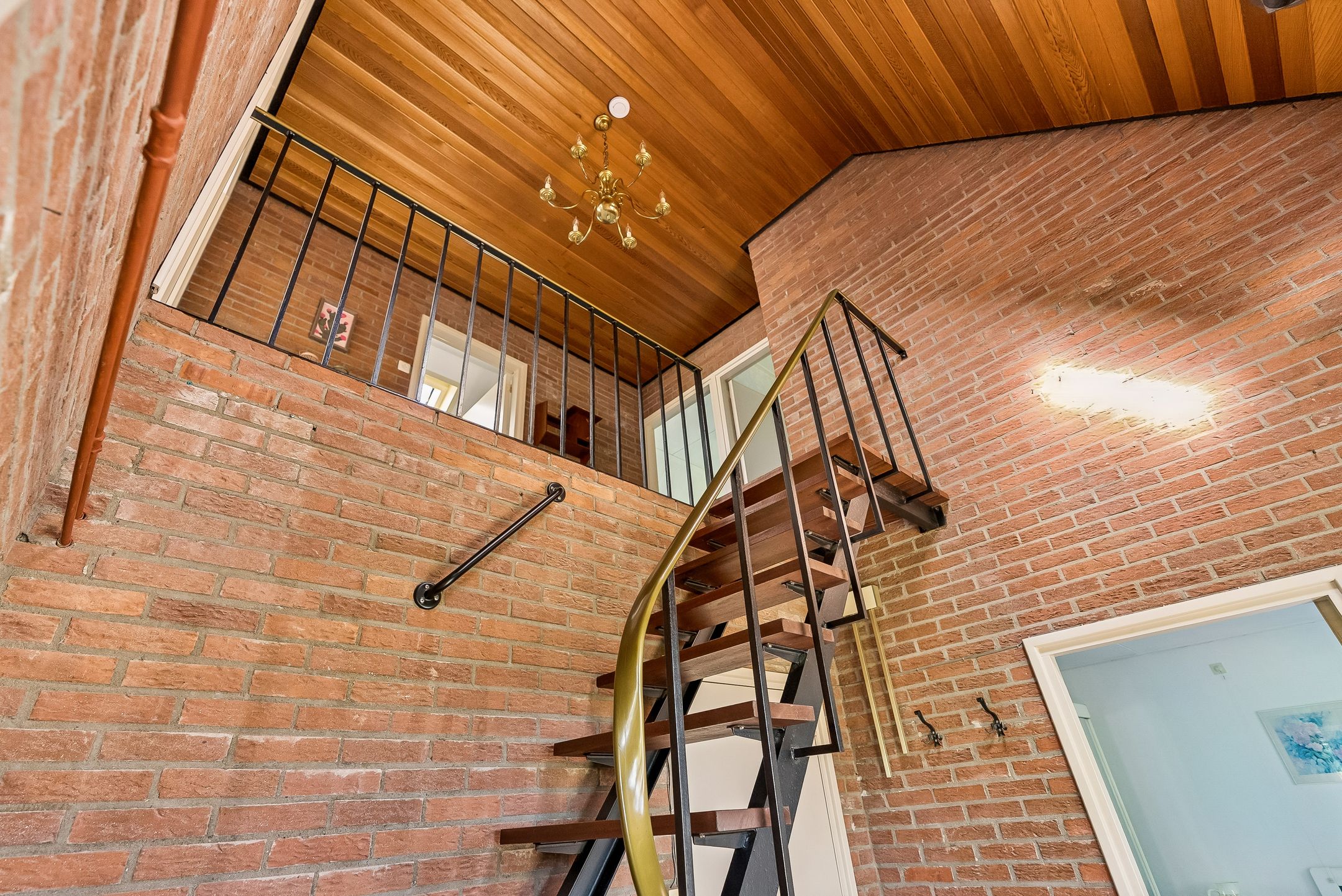 Detached Family Home with Large Garden and Rural Views in Schalkwijk — 21