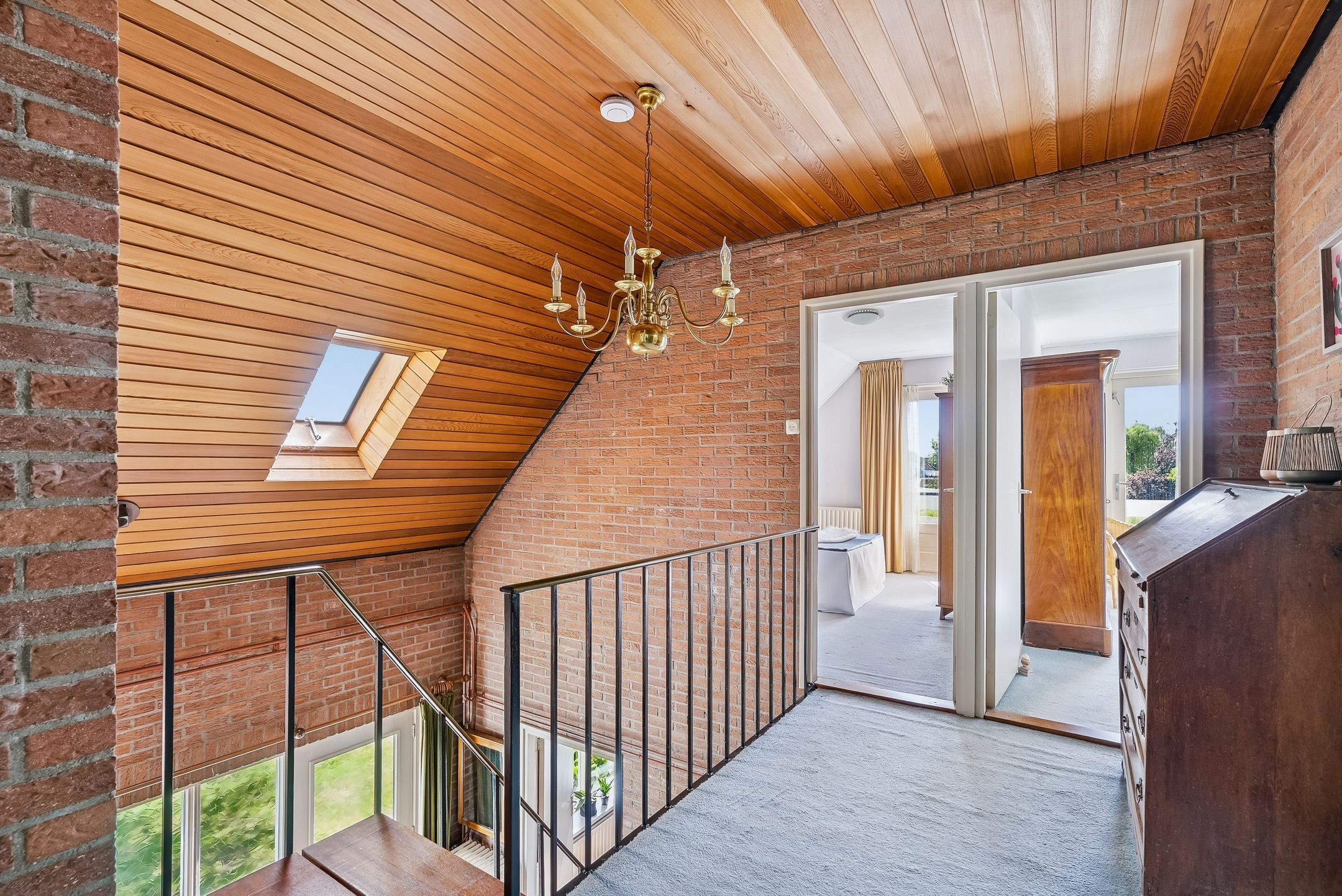 Detached Family Home with Large Garden and Rural Views in Schalkwijk — 24