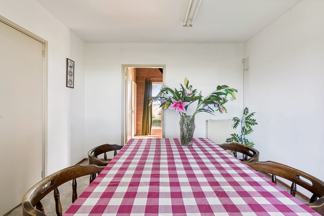 Detached Family Home with Large Garden and Rural Views in Schalkwijk — 16
