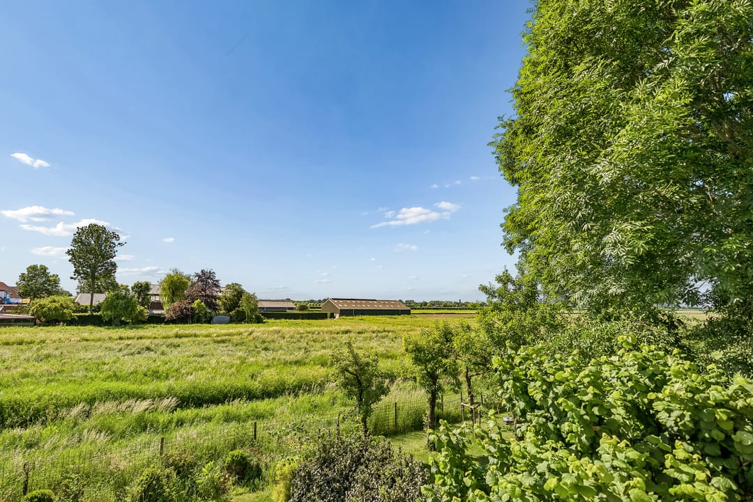 Detached Family Home with Large Garden and Rural Views in Schalkwijk — 67