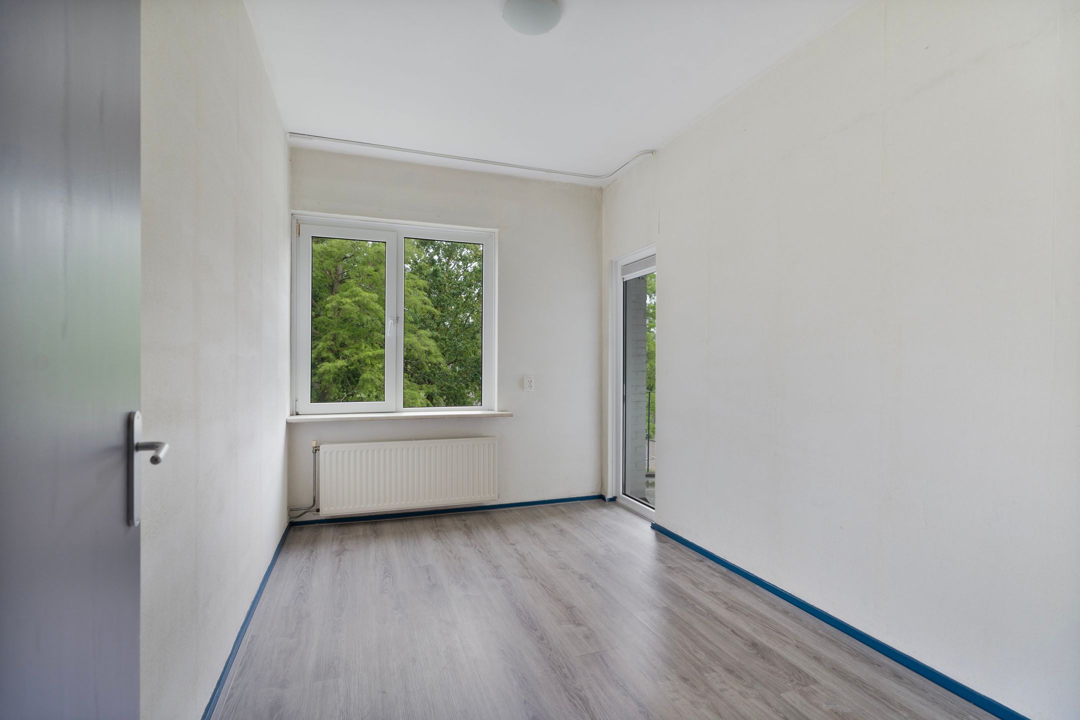 Spacious Move-in Ready Apartment with Two Balconies and Private Storage in Nijmegen — 45