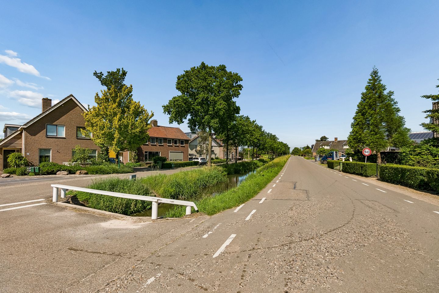 Detached Family Home with Large Garden and Rural Views in Schalkwijk — 70