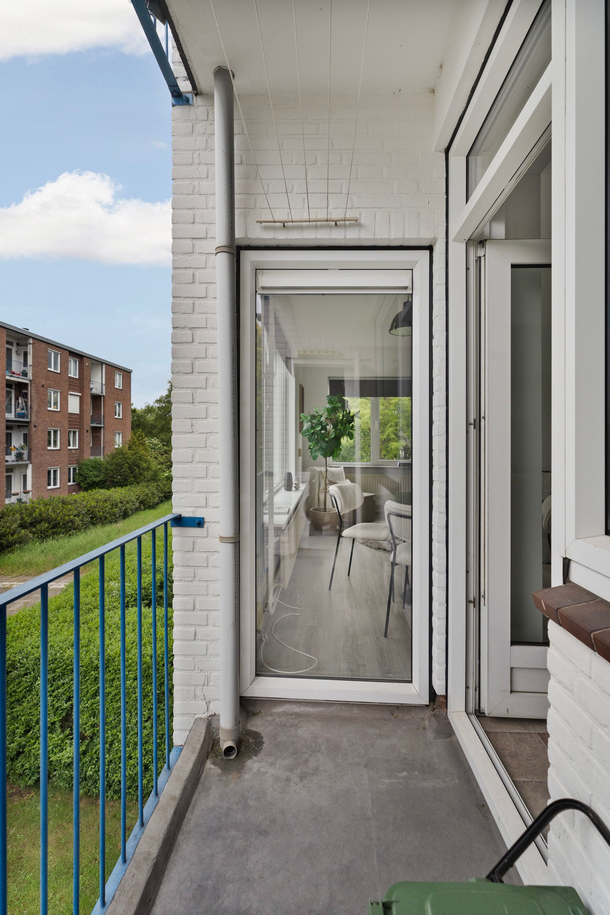 Spacious Move-in Ready Apartment with Two Balconies and Private Storage in Nijmegen — 24