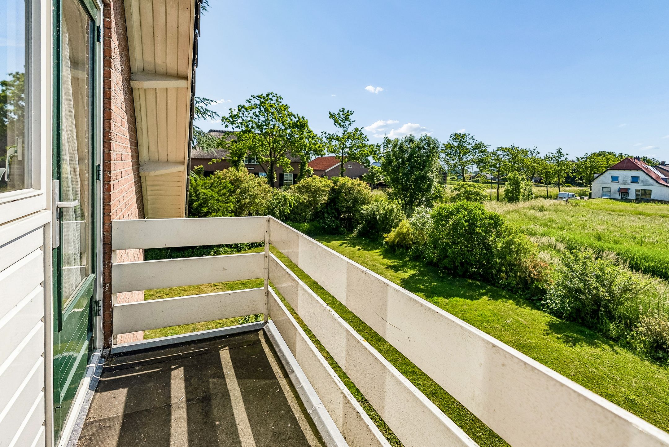Detached Family Home with Large Garden and Rural Views in Schalkwijk — 36