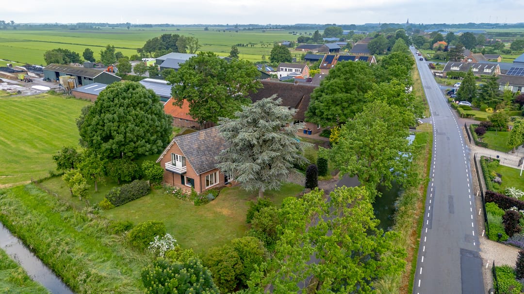 Detached Family Home with Large Garden and Rural Views in Schalkwijk — 73