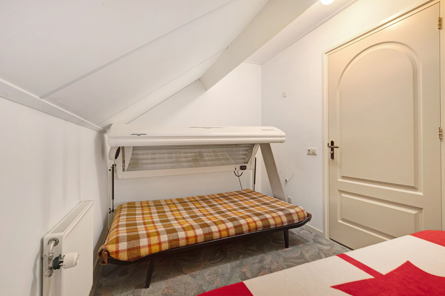 Spacious Detached Villa with Extensive Land and Private Garden — 44