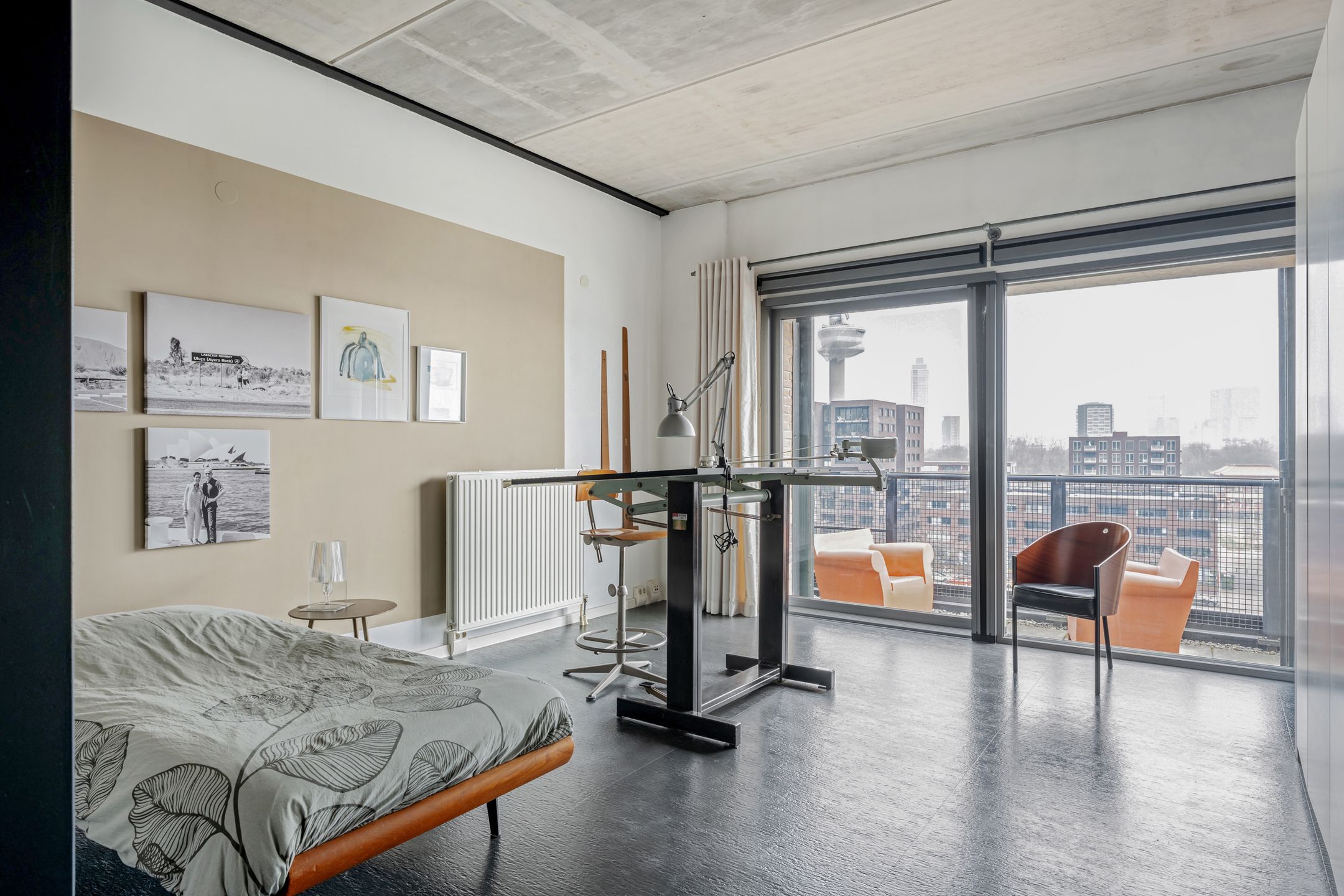 Photo 36 of Lloydstraat 188