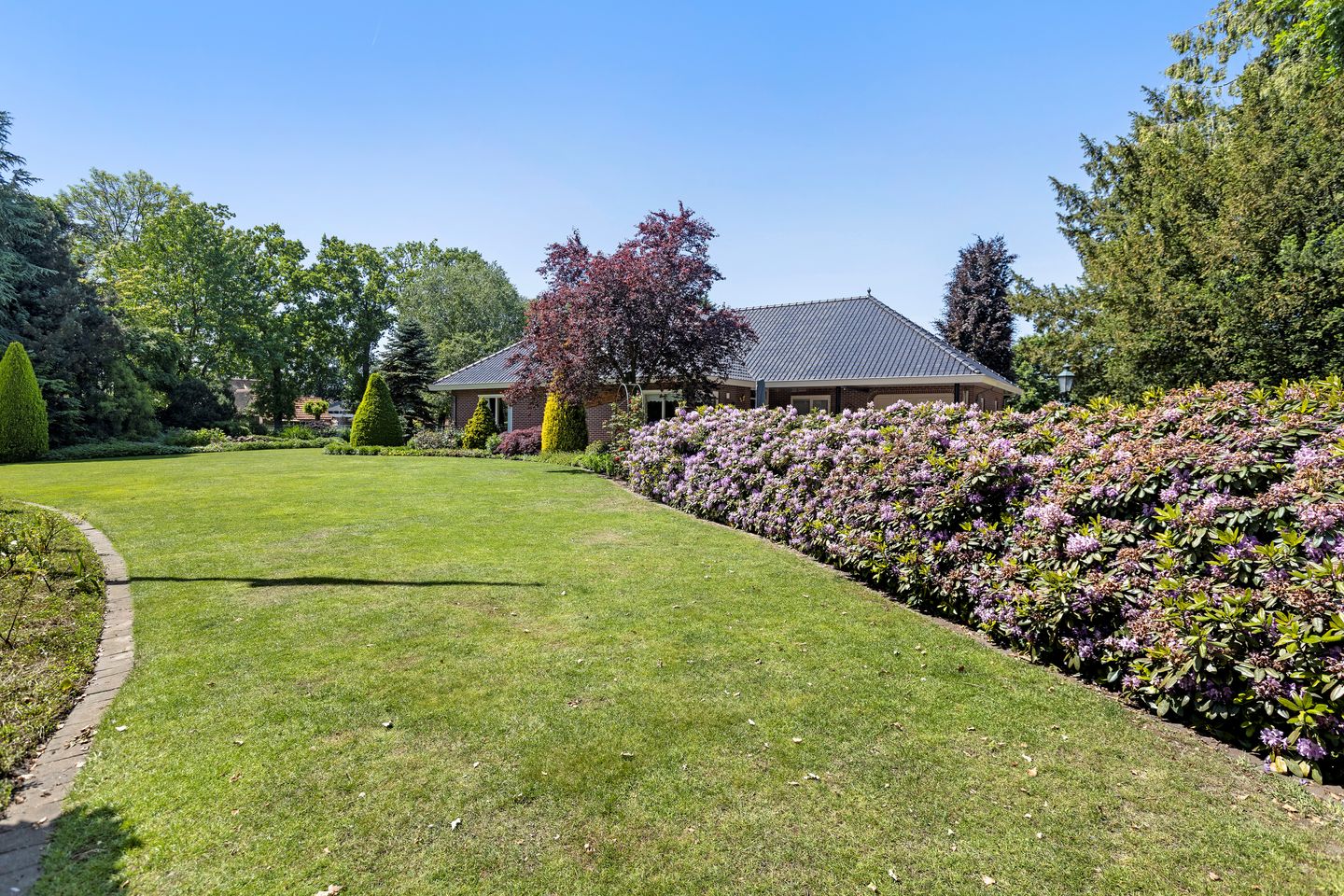 Spacious Detached Villa with Extensive Land and Private Garden — 49