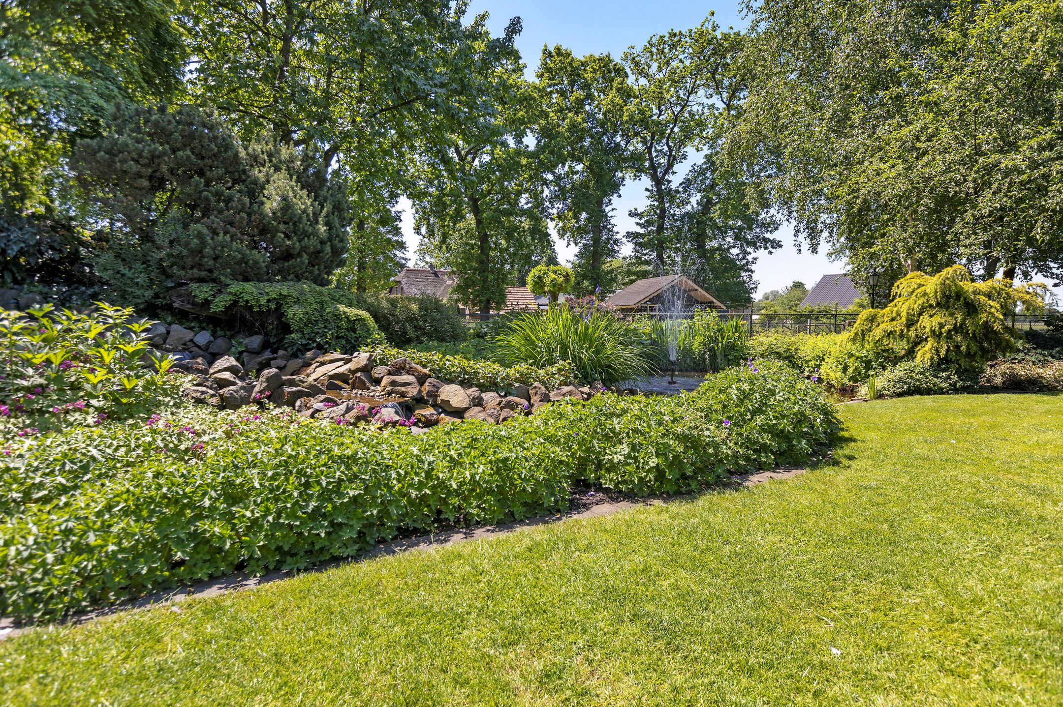 Spacious Detached Villa with Extensive Land and Private Garden — 54