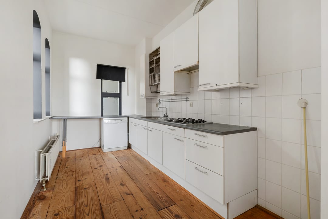 Bright and Spacious 3-Room Apartment with Private Parking in Amsterdam Eastern Docklands — 7