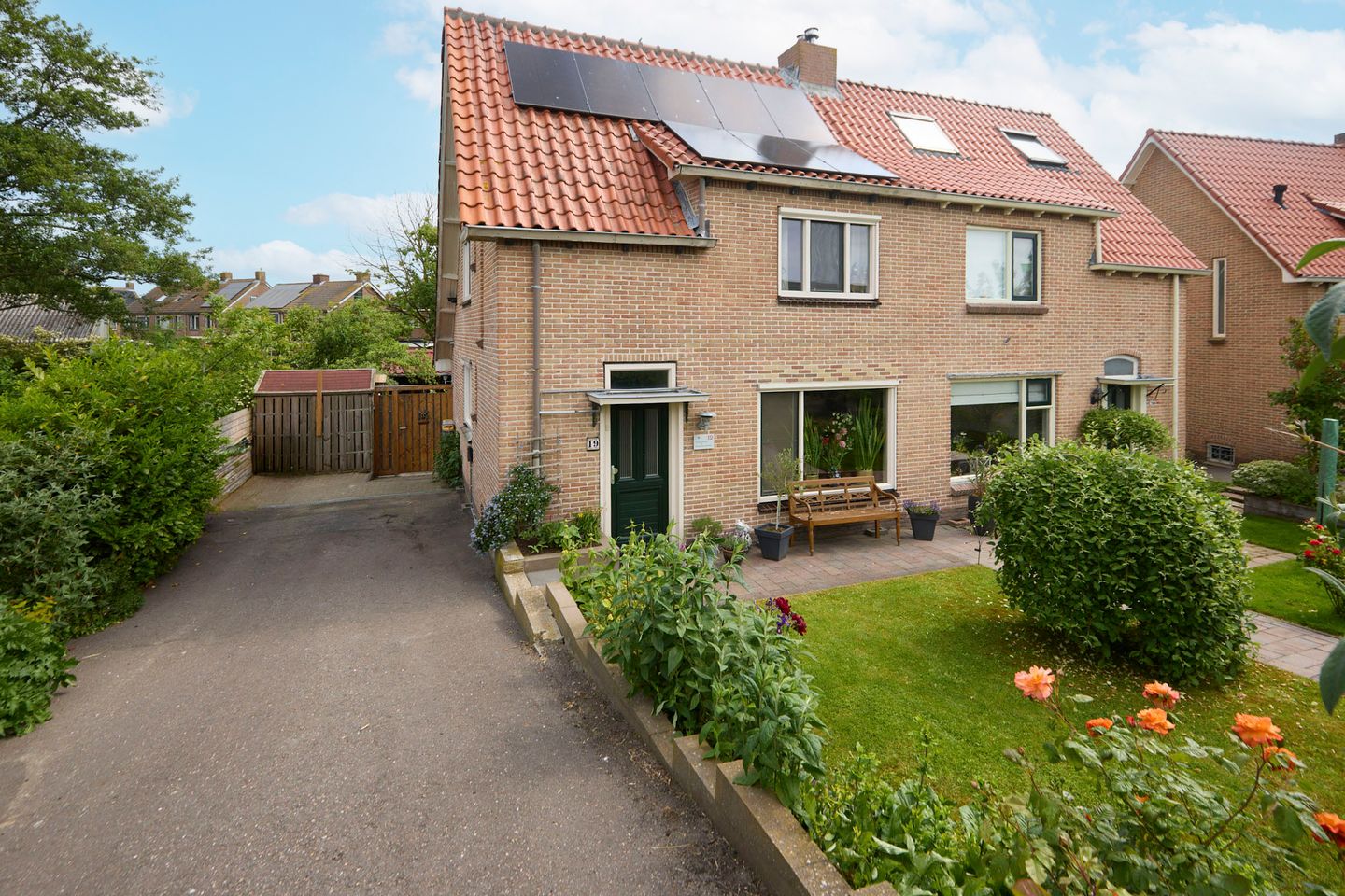 Foto 1 van Dorpsweg 19