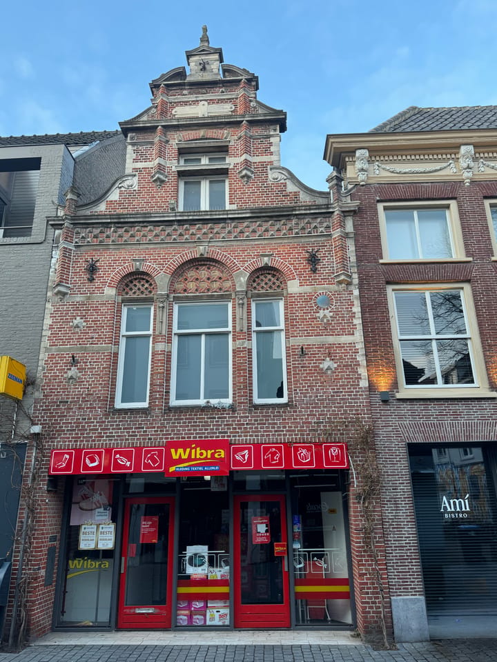 Ginnekenstraat 90, Breda