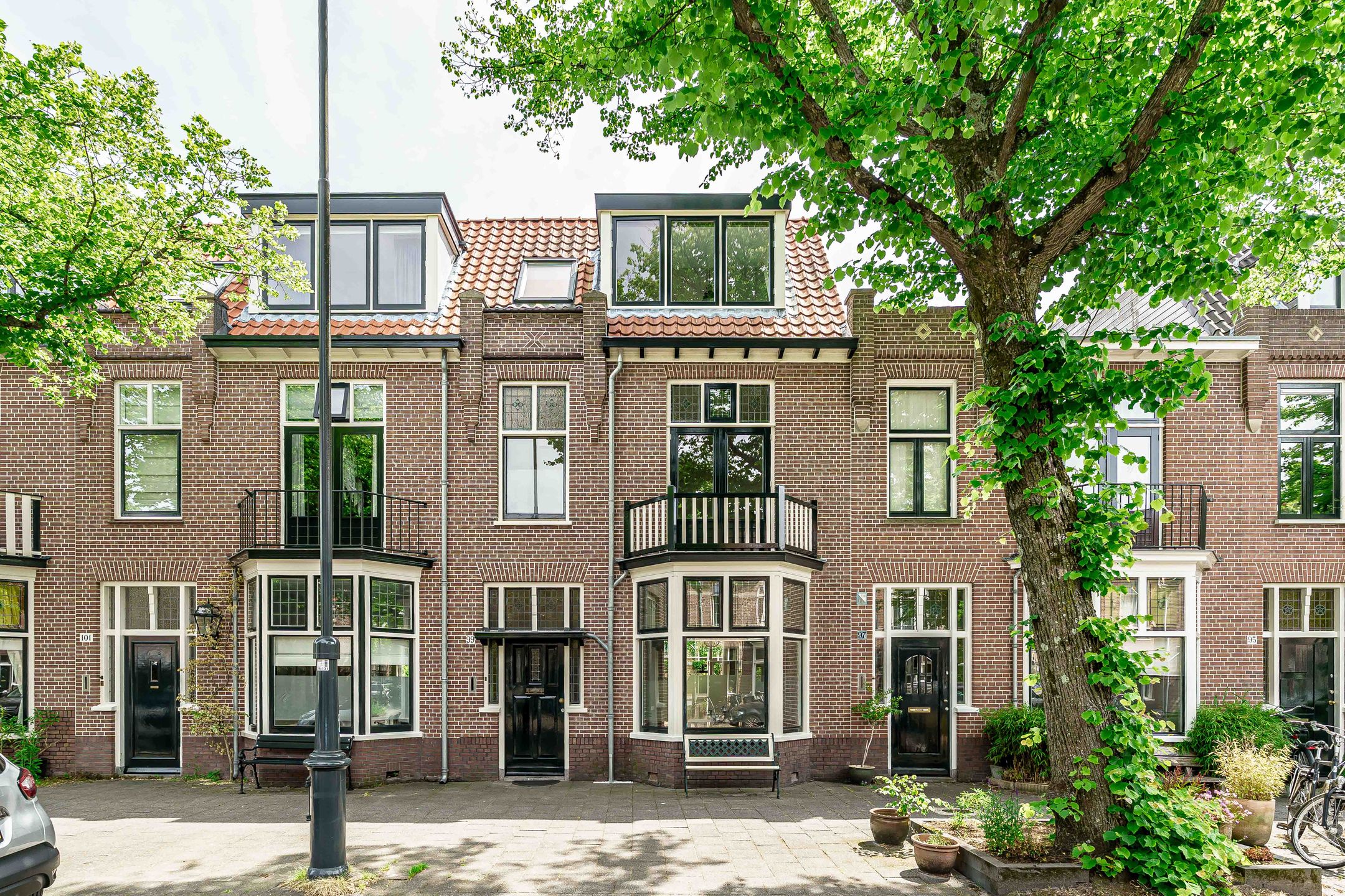 Velserstraat 99 