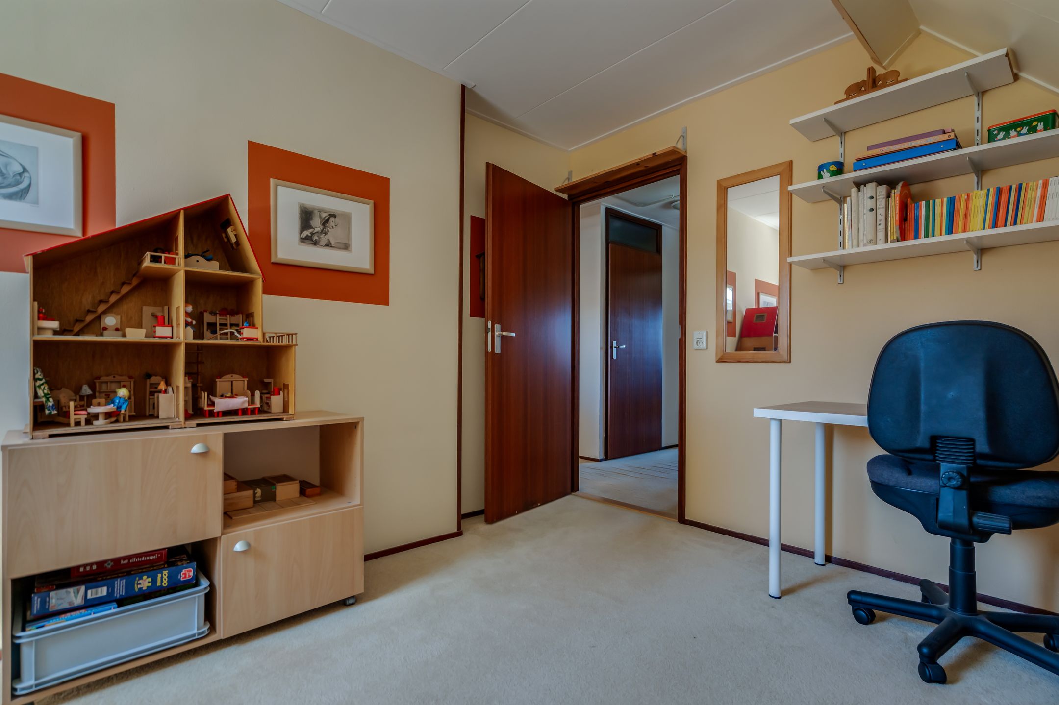 Foto 42 van Lijsterbesstraat 23-C