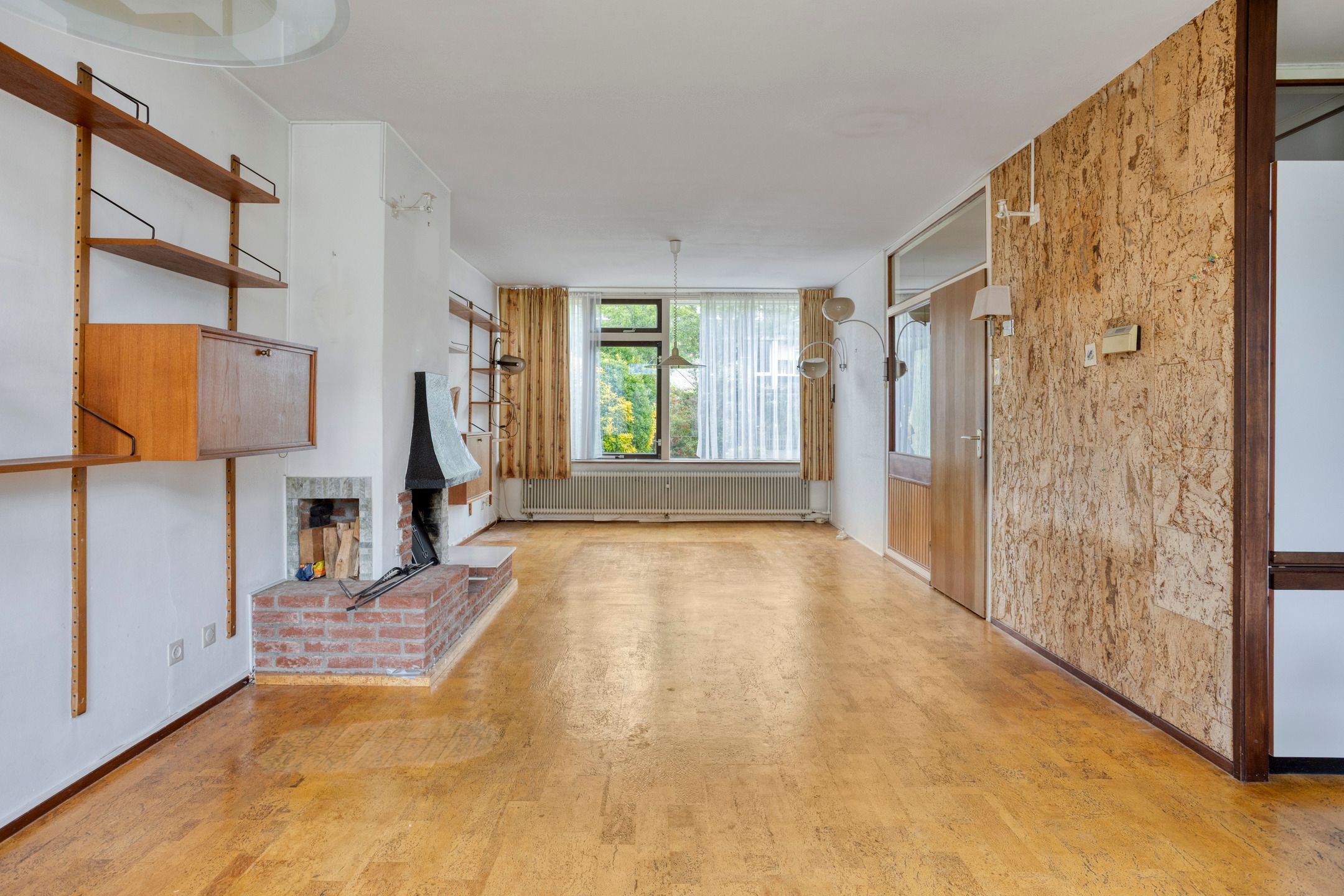 Spacious Corner Townhouse with Extensive South-Facing Garden in Quiet Green Location — 12