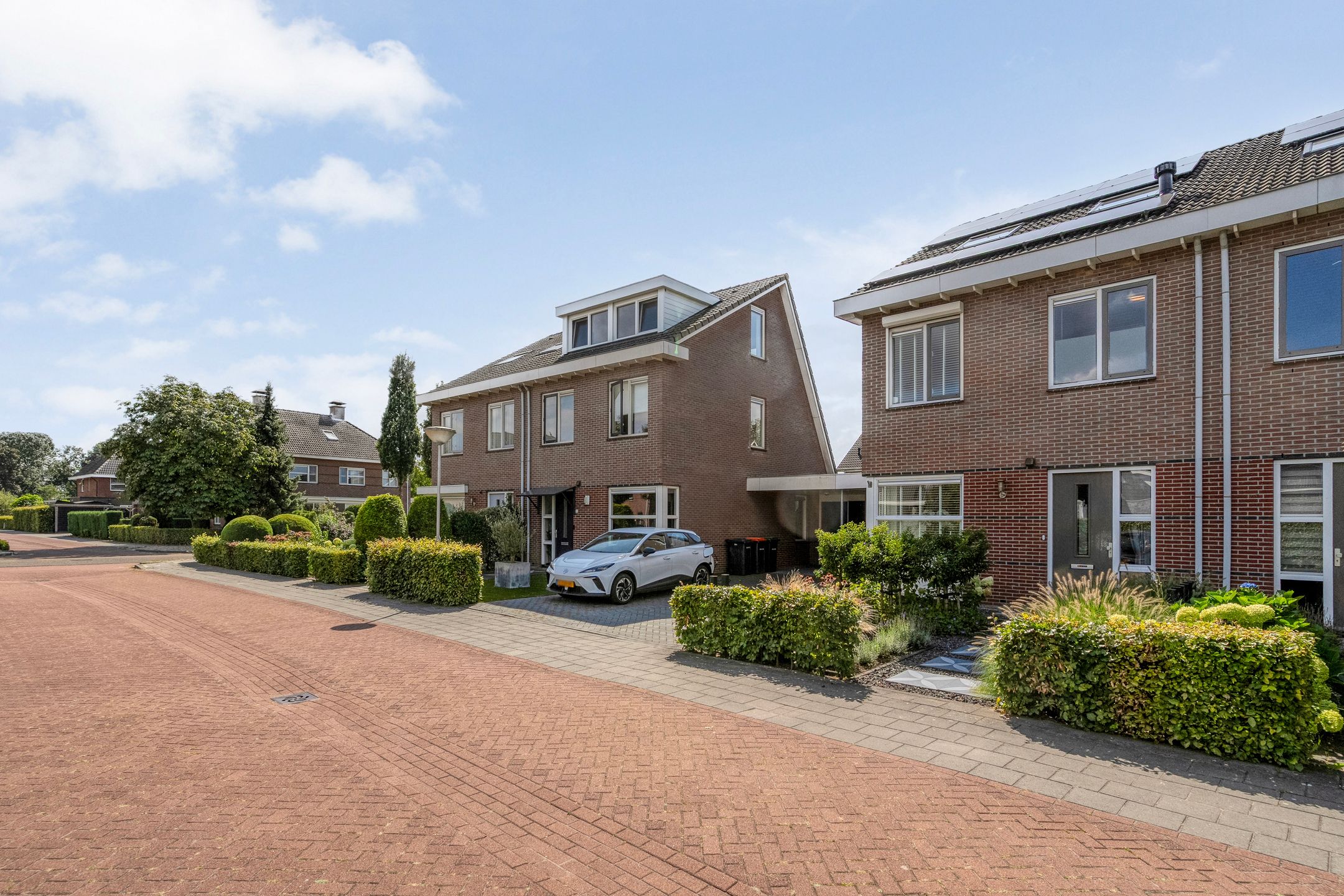 Foto 42 van Kamferbekestraat 5