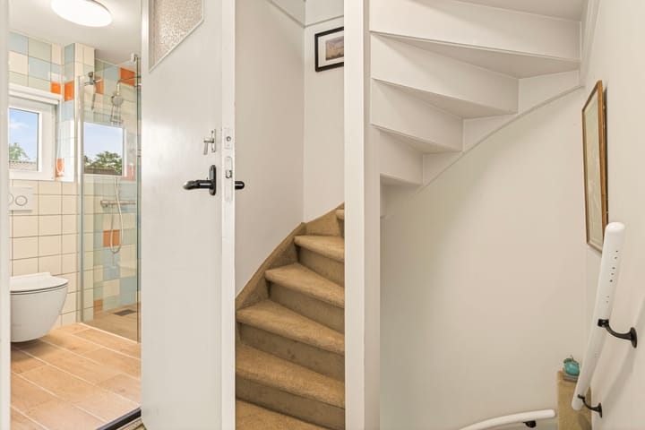 Tussenwoning te koop: Anjerstraat 39, Raalte