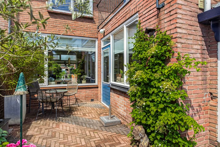 Tussenwoning te koop: Anjerstraat 39, Raalte