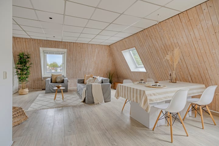 Photo 2 of Prins Bernhardlaan 12