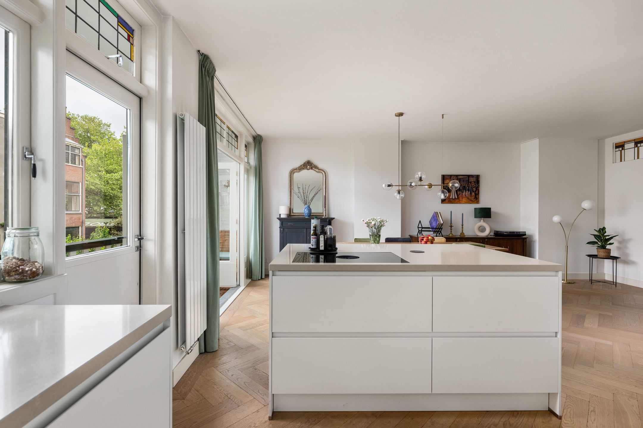 Photo 12 of Breitnerstraat 85-B