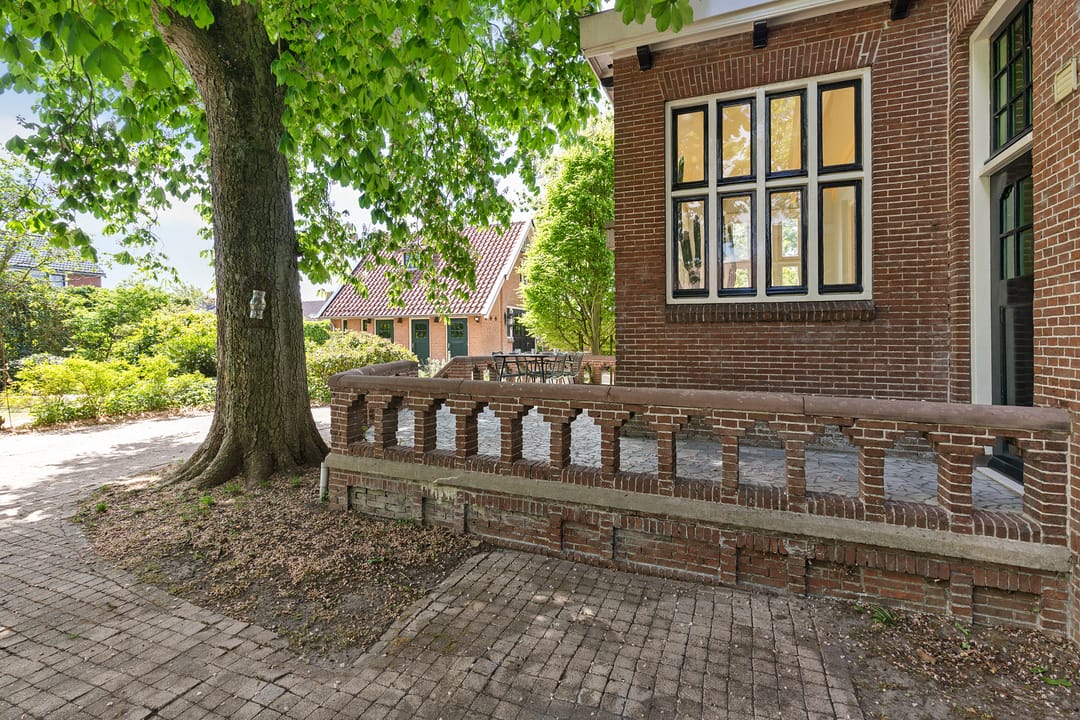 Photo 8 of Oosteinde 38
