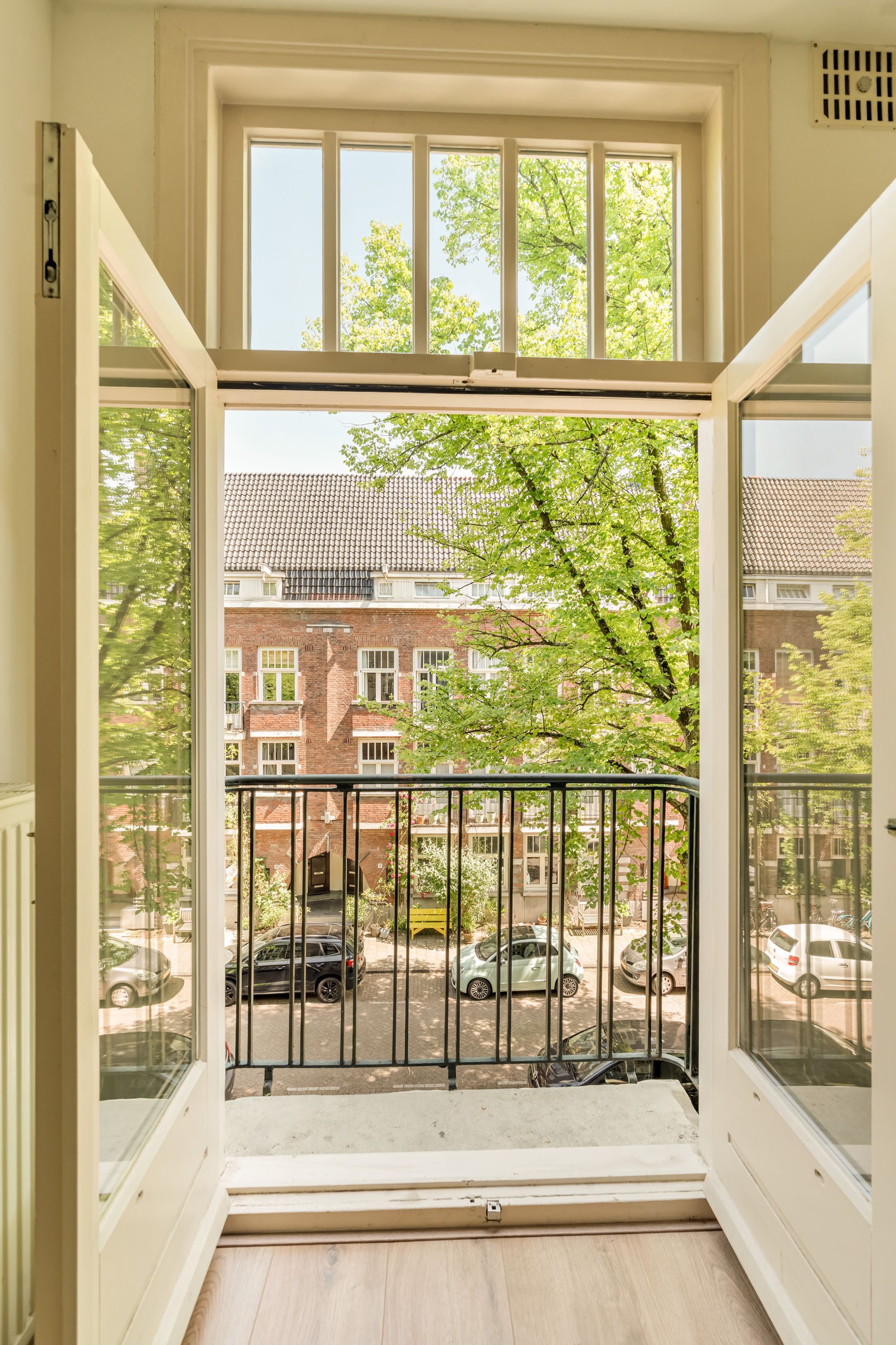 Photo 12 of Legmeerstraat 32-2