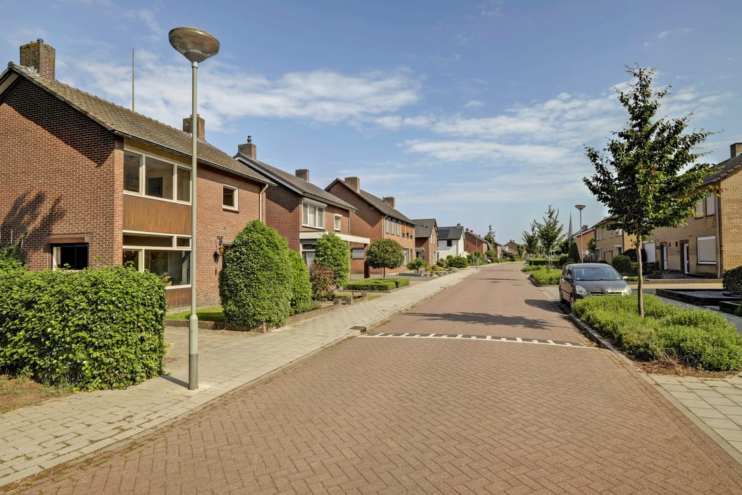 Photo 7 of Hagelkruisweg 48